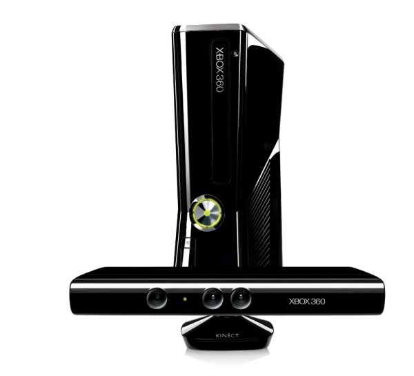 XBOX 360 SLIM 4GB + Sensor Kinect + Adventures